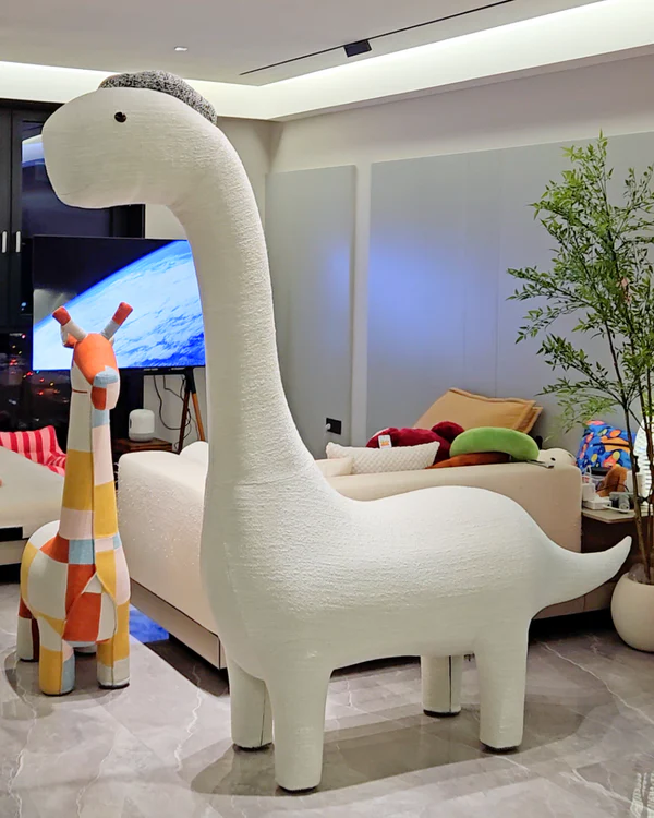 Dinosaur & Giraffe-Inspired Cat Tree & Multifunctional Bench – Fun, Playful Furniture for Cats and Humans!